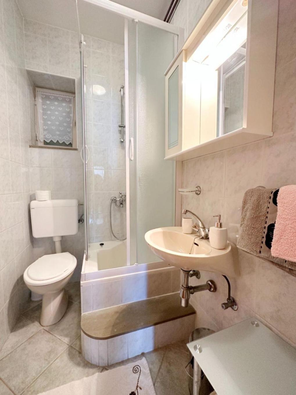Apartments Mihaela Trogir Exterior photo